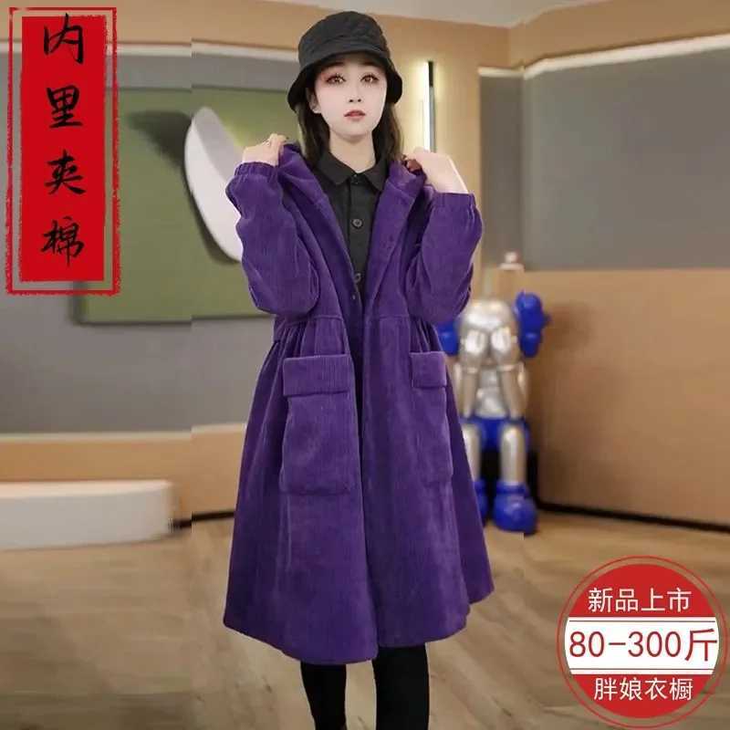 2023 Autumn and Winter Thick Coat Fashion Large Purple Windbreaker Big Pocket Womens Loose Versatile Corduroy Hooded Coat 6XLX240921