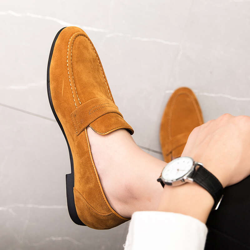 Summer brown Men Loafers Business office wedding suede shoes Flat Slip On Male Casual Shoes atillas de deporte