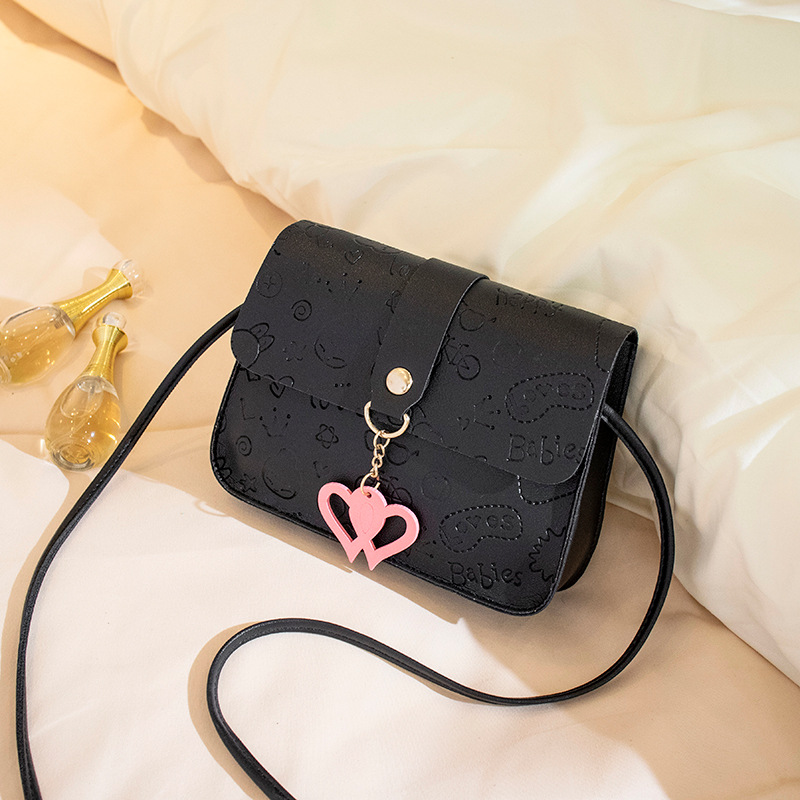 Designer Embossed Small Square Bag Crossbody Bag Ladies Shoulder Bags Hearts Hanging Decoration Mobile Phone Bag Fashion Bags DPD2409214