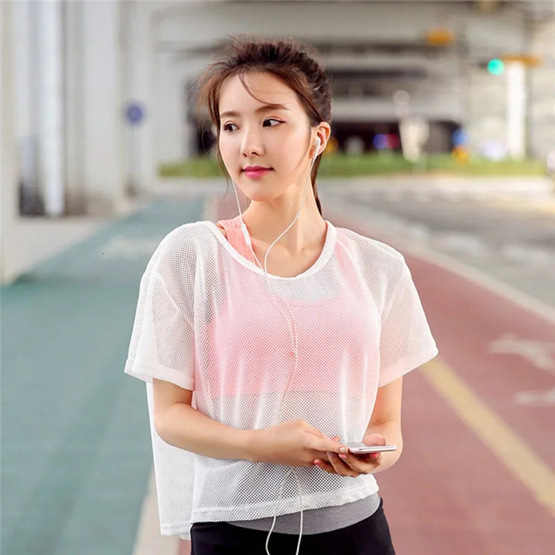 2024 New Mesh Breathable Speed Drying Yoga Shirt Summer Women's Loose Short Sleeve Perspective Hollow Running Fever Sportswear Fitness Clothing F