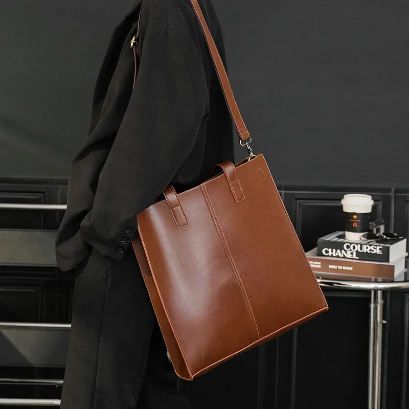 Retro Fashion Mens Cross Bag High Capacity Handbag y Business Shoulder Laptop Messenger Bolsa 240919