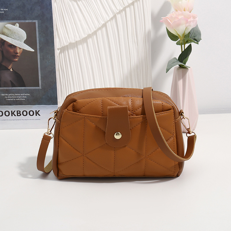 Lingge embroidered camera bag ladies makeup bags fashionable small womens shoulder crossbody bag trendy and versatile phone bags CSD2409215