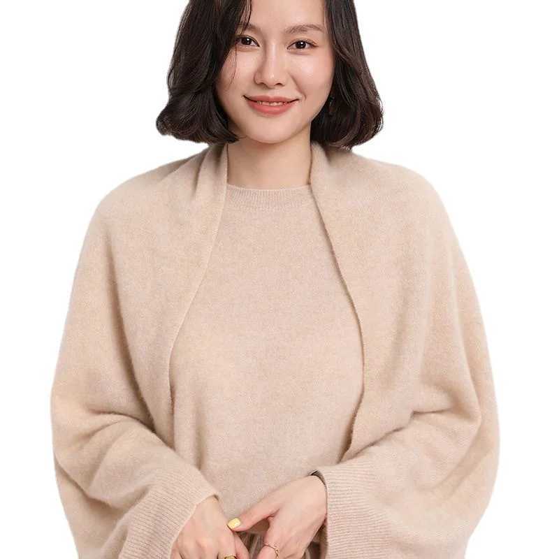 Elegant Versatile cashmere shawl suitable for women warm soft solid color raincoat packaging and scarf short raincoat in winter W240921