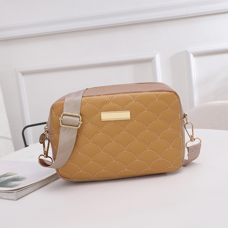 Designer Fashion Embroidered Bag Mobile Phone Bag Womens Bag Small Fragrant Style Shoulder Bag Womens Crossbody Bag Luxury Shoulder Bag CRD2409211
