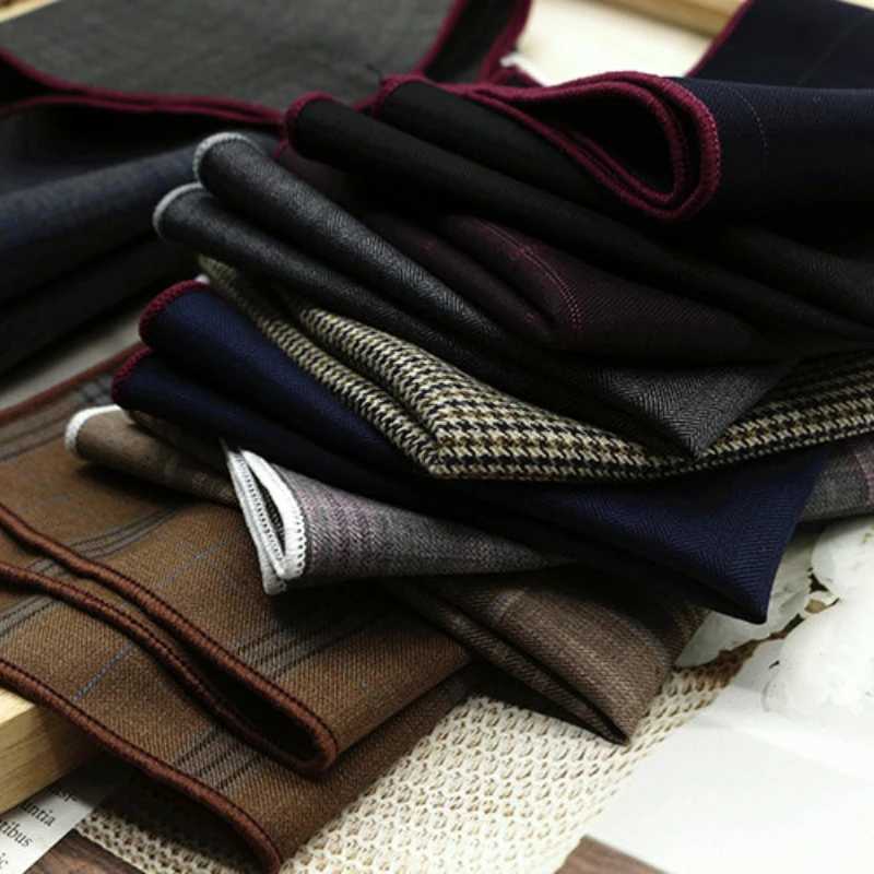 23cm Luxury Grey Wool Pocket Square For Men Vintage Plaid Striped Handkerchief Soft Skinny Hanky Banquet Cravat Suit AccessoriesX240921