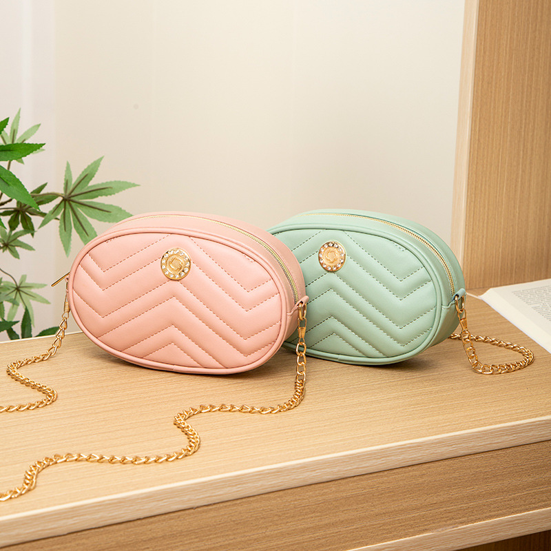 Womens Casual Chest Bag Fashion Outdoor Chest Pack Fashion Lady Purse Chain Crossbody Bags High Quality Shoulder Bags Woman Valentines Day Gifts DZD24