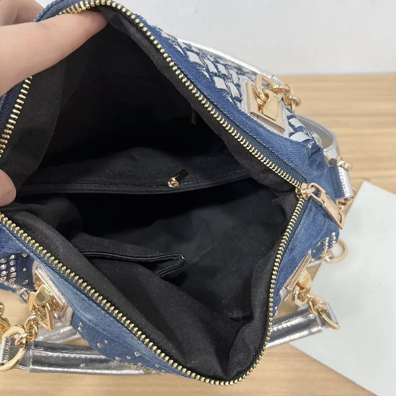 Denim jeans casual womens handbag ner woven shoulder bag rhinestone decoration messenger 240919