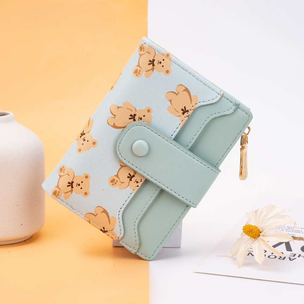 2024 New Designer Women's Short Wallet PU Leather Women's Double Fold Wallet Cute Bear Card Girl Small Zipper Wallet with Coin Wallet Free S
