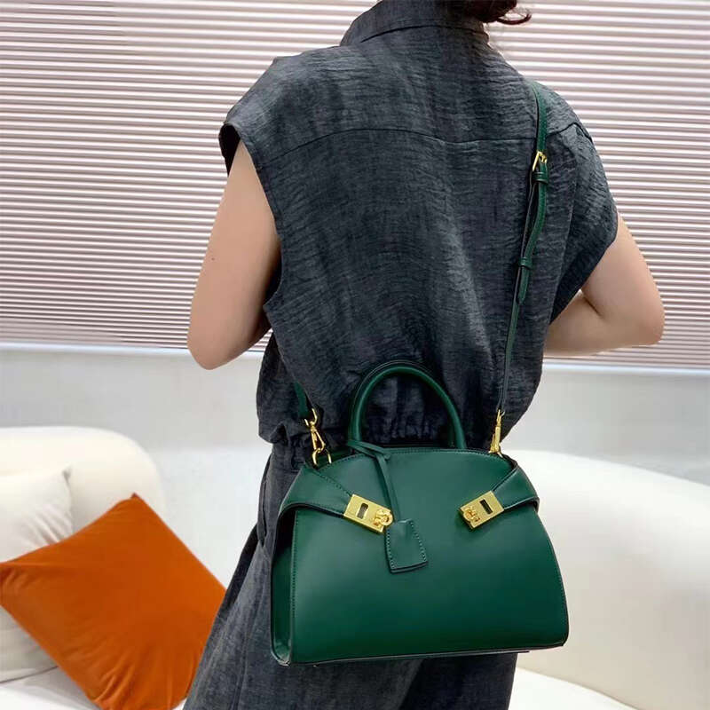 Fashion New Style Women's Tote High Quality Leather Premium Double With Metal Buckle Handbag Black Brown Crossbody Bag