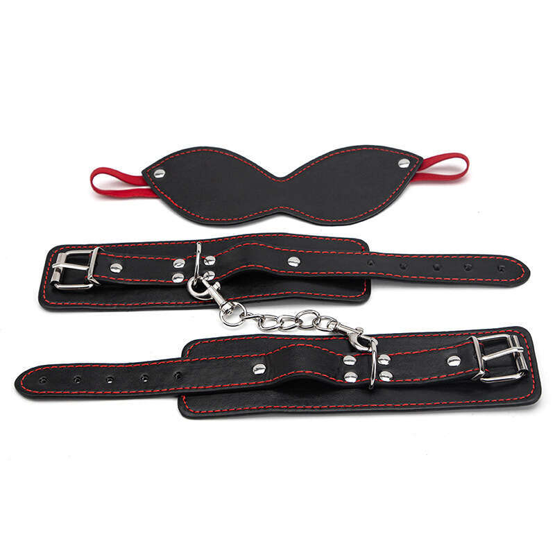 High end SM prop set cross-border hot selling black and red erotic eye mask tied with erotic handcuffs, alternative adult products