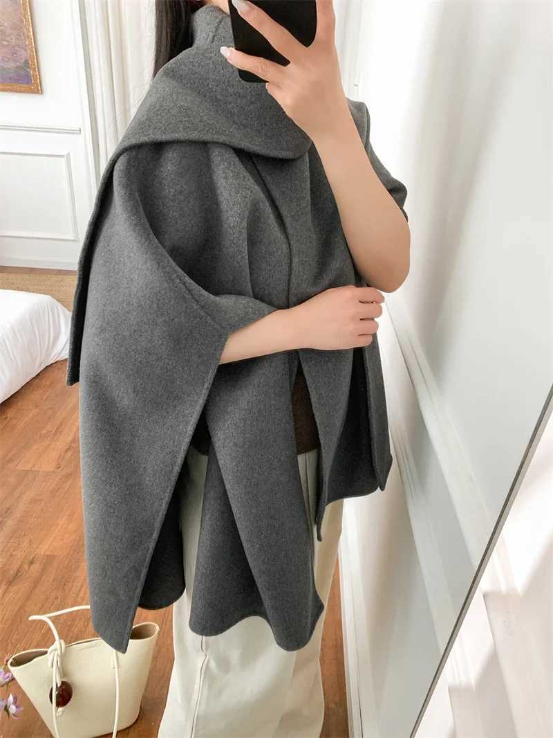 Womens Fashion Jacket Cape Town Style Irregular Wool Black or Deep Blue or Grey Jacket 2024 Autumn Winter Womens Jacket Top W240921