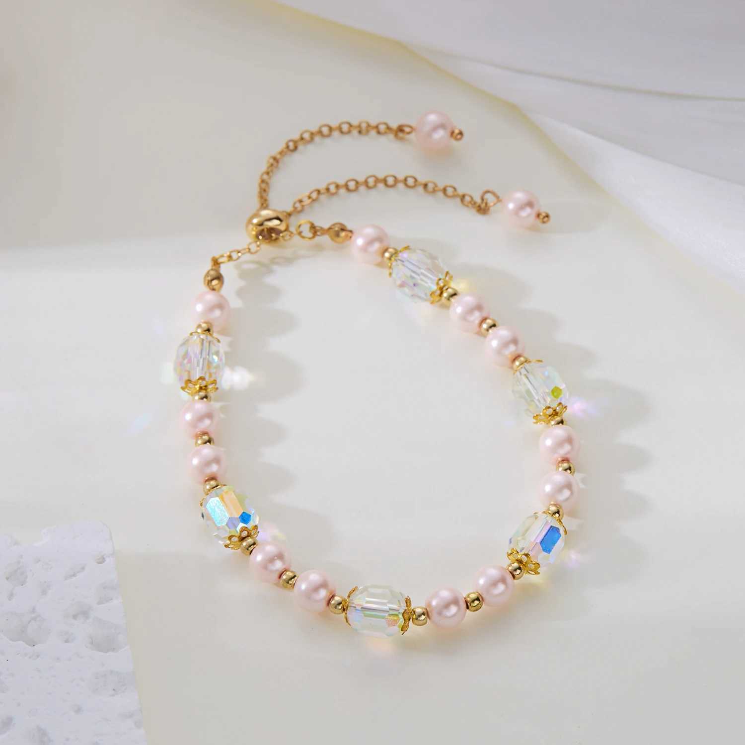 Vintage Elegant Imitation Pearl Bracelet for Women Girls Fashion Design Crystal Beads Adjustable Chain Bracelet Jewelry GiftsX240921