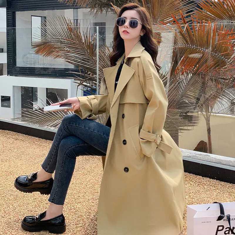 Korea Casual Khaki Long Women Trench Coat Autumn Turn Down Collar Double Breasted White Women Windbreaker Overcoat With BeltX240921