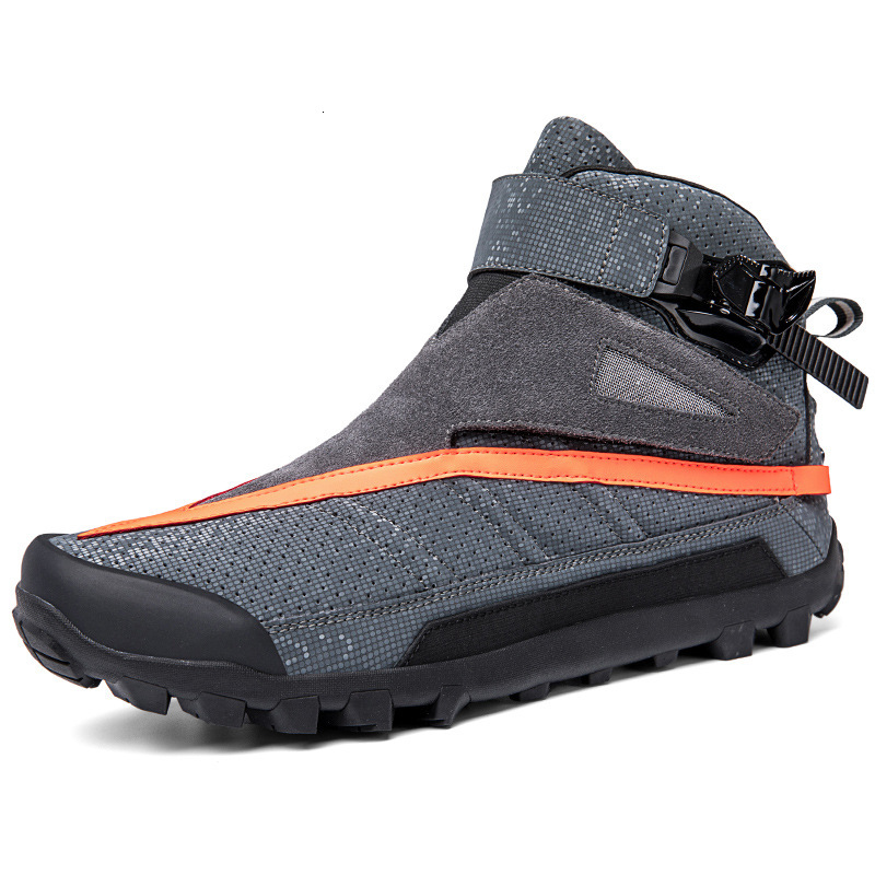 ddmytiger S-686 hot selling new plus size couple outdoor leisure anti slip sports motorcycle shoes C ddmythur