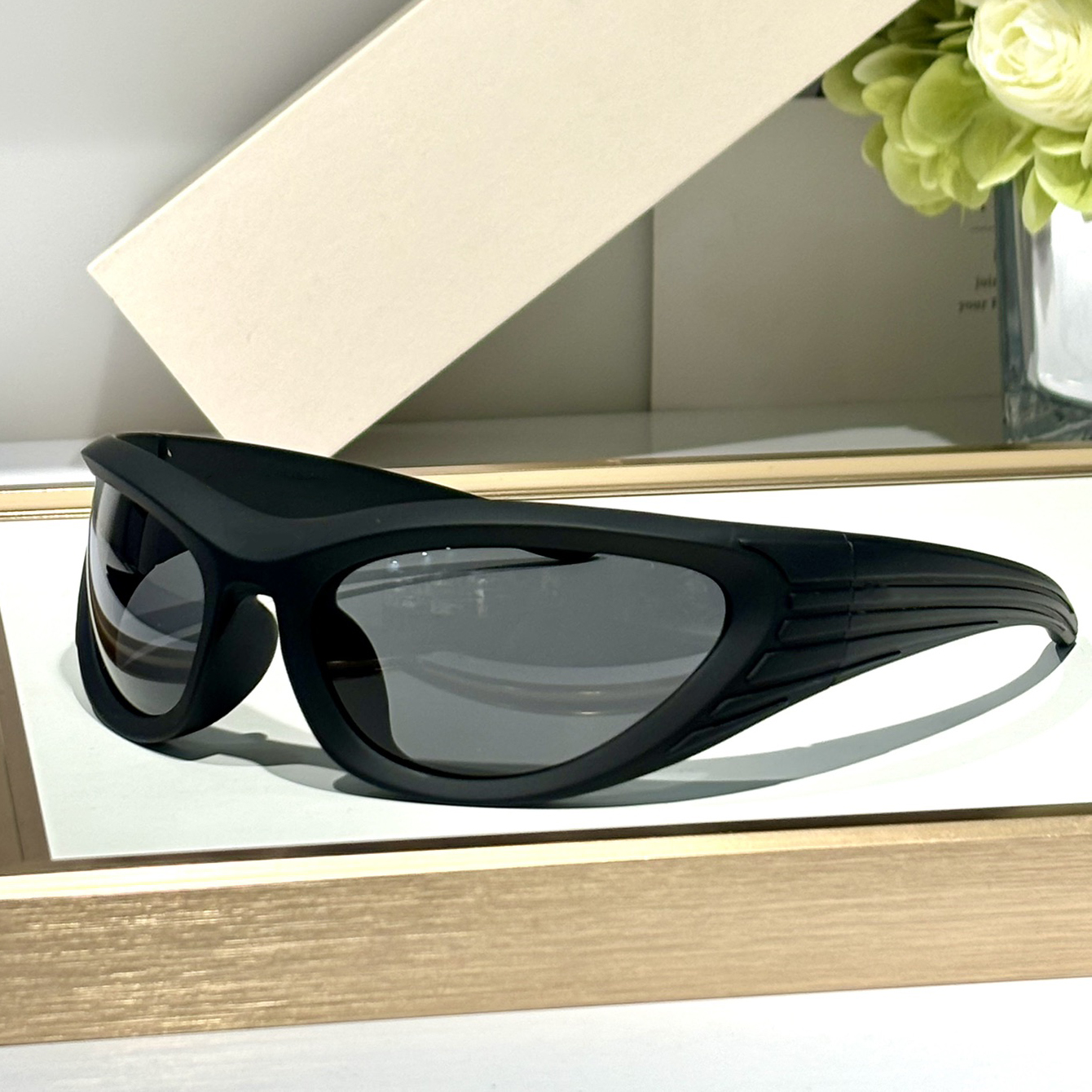 Rock Sunglasses For Men Women SPIRAL02 Fashion Summer Designer Stylish High Street Style Anti-Ultraviolet Retro Plate UV400 Metal Oval Full Frame Glasses Random Box