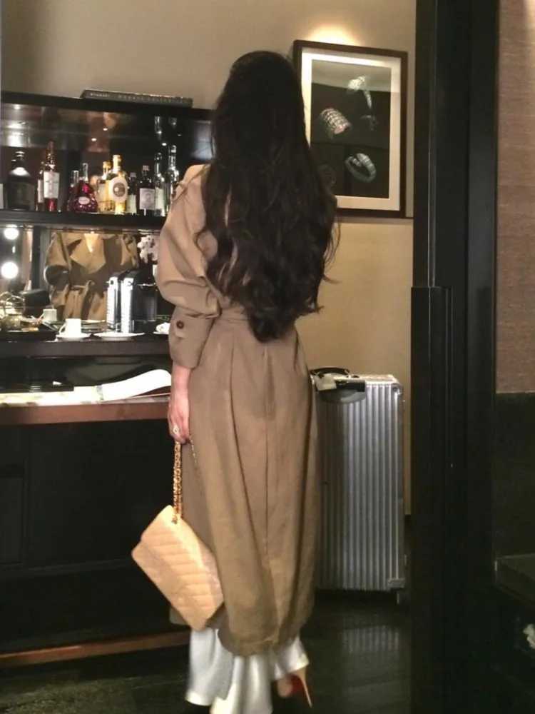 Korea Style Turn-Down Collar Long Trench With Belt Women Solid Fashion Single Breasted Slim Coat Female Elegant Clothes AutumnX240921