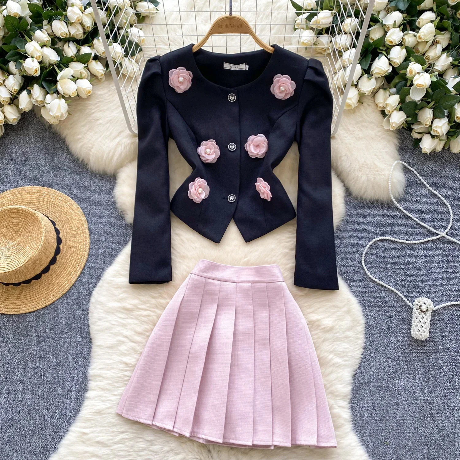 Fashionable twopiece sweet floral Oneck long sleeved single chest basic coat retro Aline skiing high street womens clothing 240918