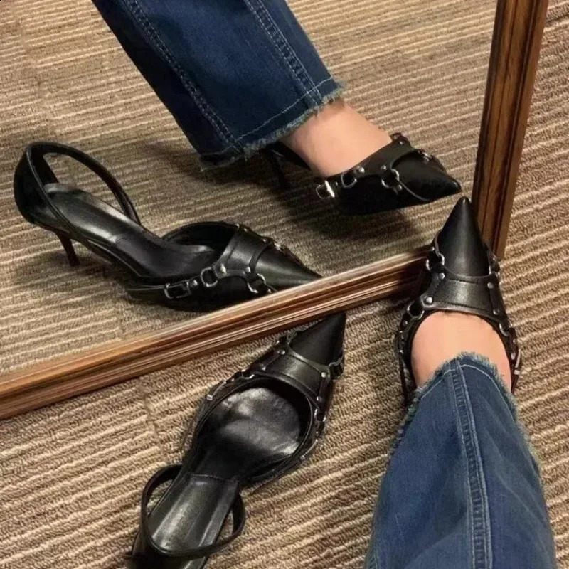 2024 Spring Summer and Autumn Womens Pointed Thin Boots Black Unique and Elegant High Heels 240919