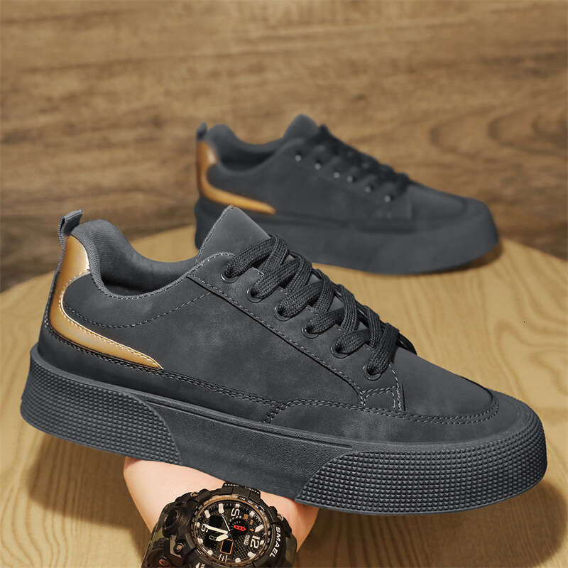 Summer New Board Trendy Versatile Lace Up Height Increasing Soft Sole Men's Sports Leisure Shoes