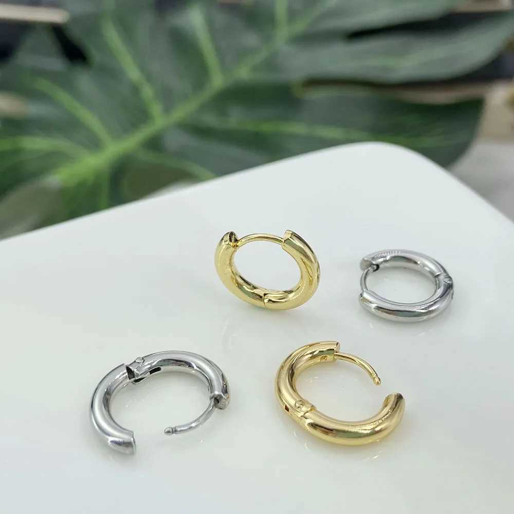 Stainless Steel Hoop Piercing Earring For Women Zircon CZ Cartilage Piercing Helix Daith Conch Tragus Rook Lobe Ear Ring Jewelry Y240921