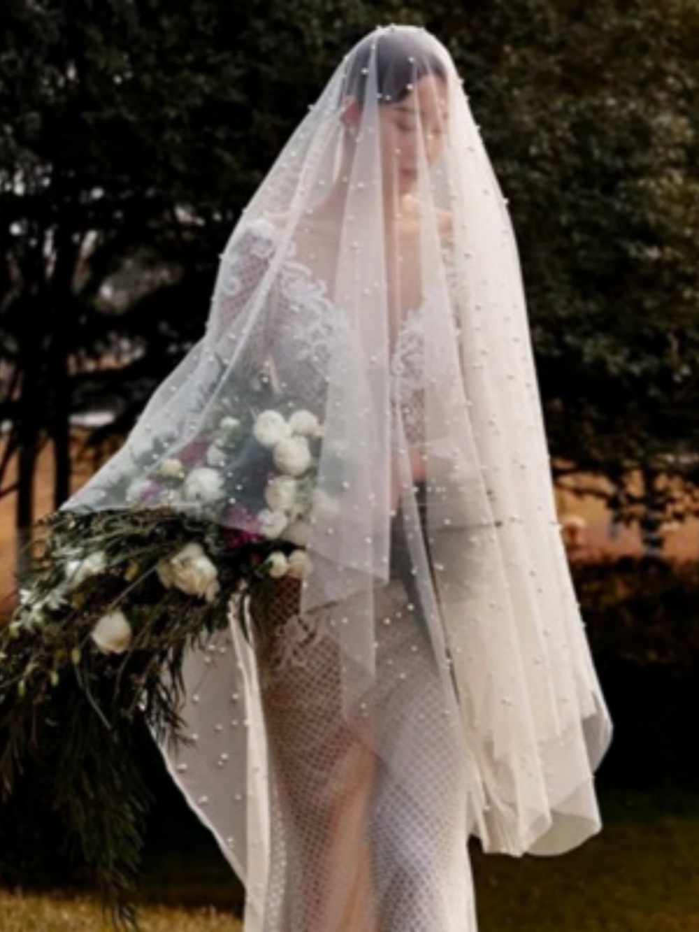 Vintage Wedding Veil Pearls One Layer Long Cathedral Length Bridal Veils Bead Edge French Wedding Accessories Custom Made