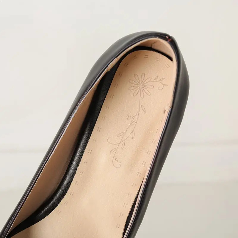 REAVE CAT Fashion Female Pumps 31 32 Pointed Toe Small Heel 6.5cm Slip On Mixed Color Plus Size 44 45 Office Lady Spring Shoes 240921