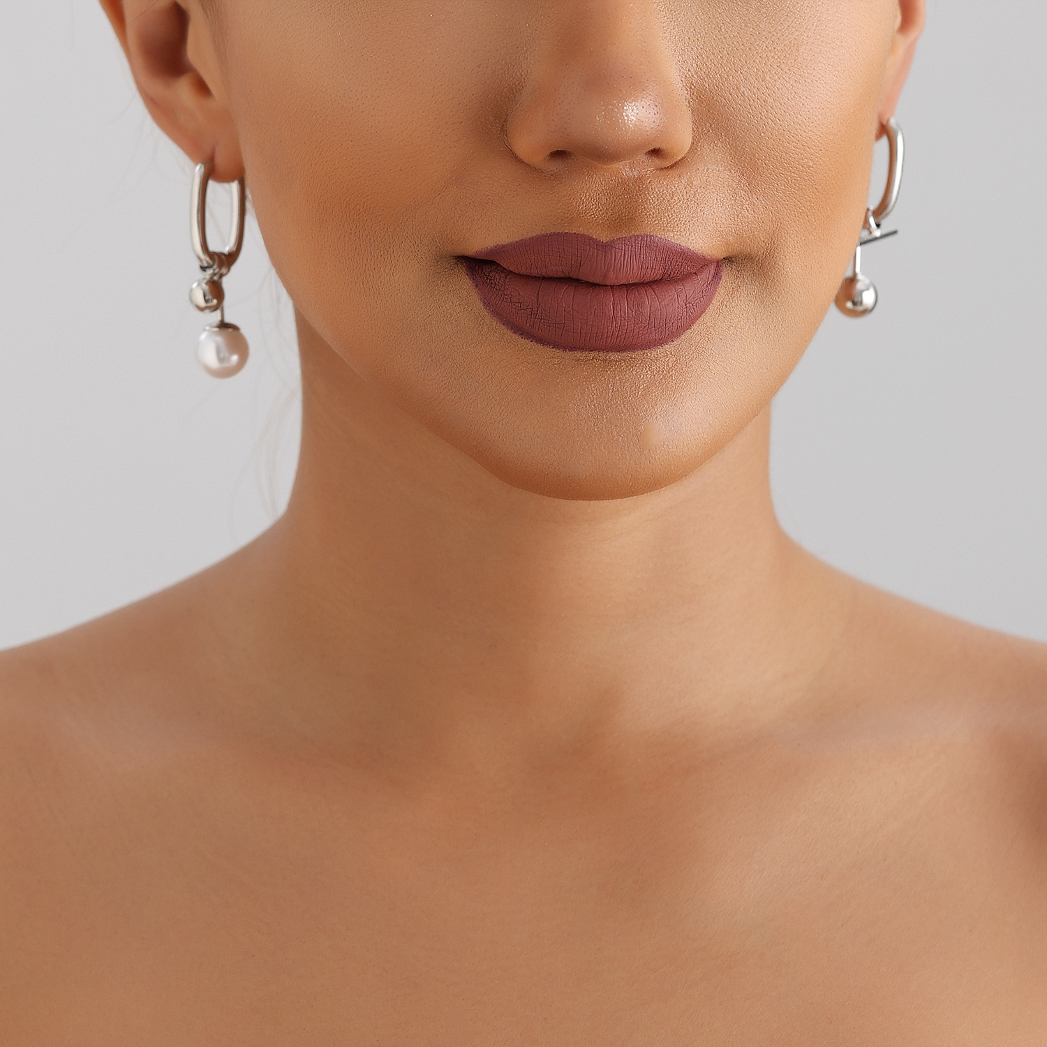Trendy U-Shaped Hollow Design Jewelry Ins Hot Silver Plated Dangle Pearl Earrings For Women Simplistic Jewelry Party Birthday Gifts Travel Dropshippin