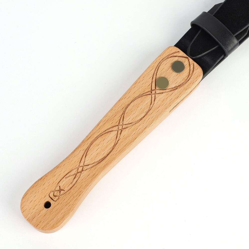 Adult products SM props cross-border hot selling high-end wooden handle PU fun racket creative willow leaf strip fun leather racket