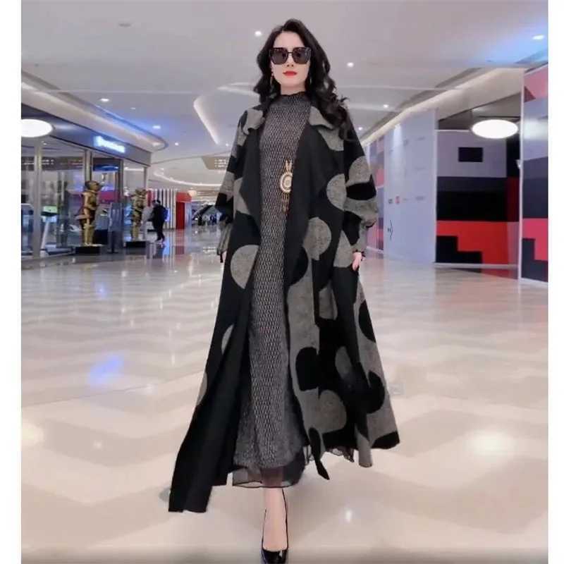 Polka Dot windbreaker For Women Long Windbreaker Loose Large Size L-5XL Overcoat Middle aged Female Wool Trench Coat OutcoatX240921