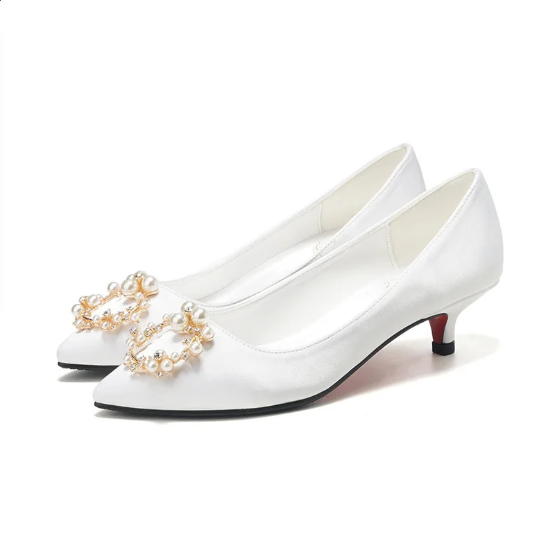 3cm low heel pregnant woman bride Medum white satin pump toe pearl round buckle slide on safety dress single shoe 240919