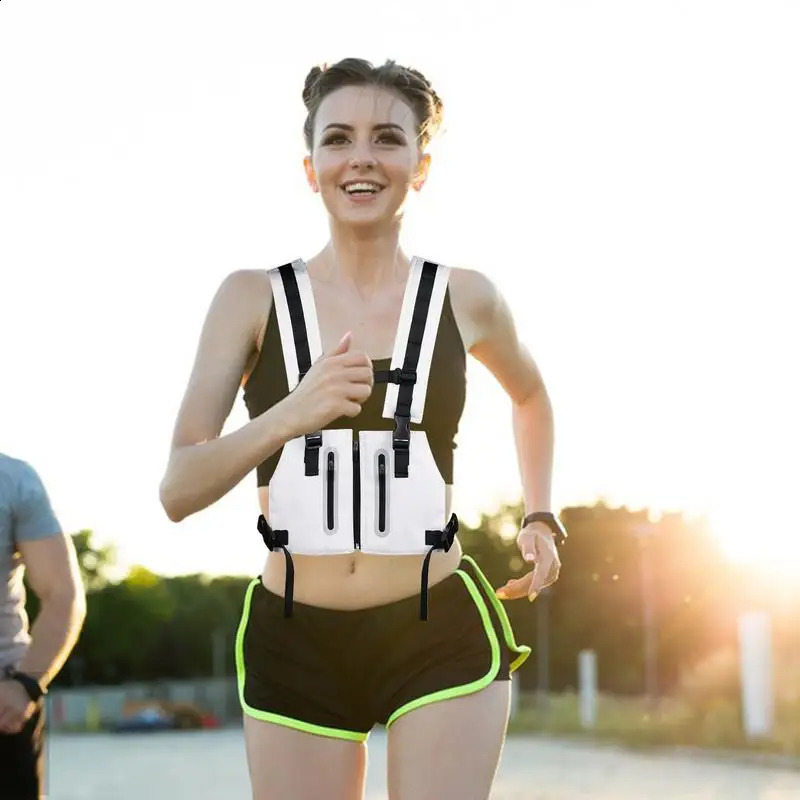 Running moisturizing vest reflective sports bag chest packaging breathable trail running water backpack 240911