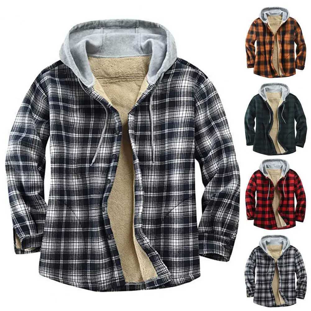 Warm Wool Coats Fashion Winter Men Jacket Plaid Buttoned Coldproof Loose Plush Lining Hooded Jacket Outwear Casual Men Cardigans M240921