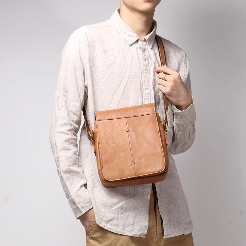 Mens leather shoulder bag fashionable mens flip denim retro suspender 79inch mini iPad Leathfocus 240919