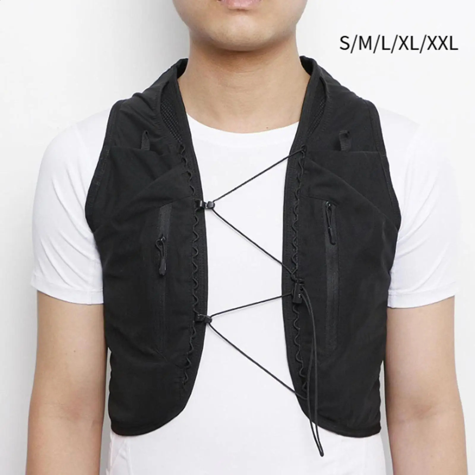 A moisturizing running vest with multiple pocket adjustable day bag equipment outdoor climbing bike camping sports 240911