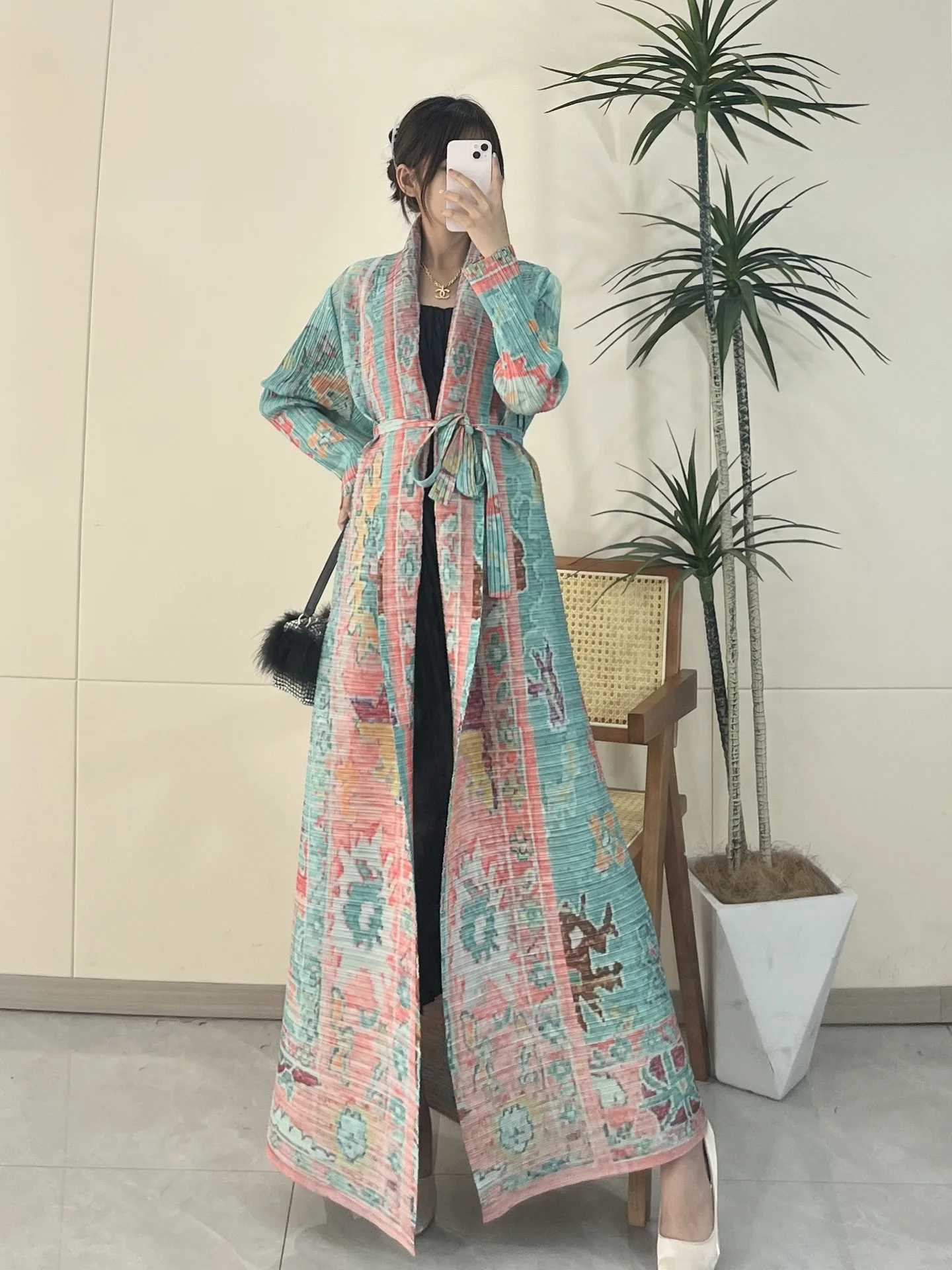 Pleats Elegant Pleated Long Trench Coat 2024 Spring And Summer New Long Robe Coat Jacket Cape Print FashionX240921