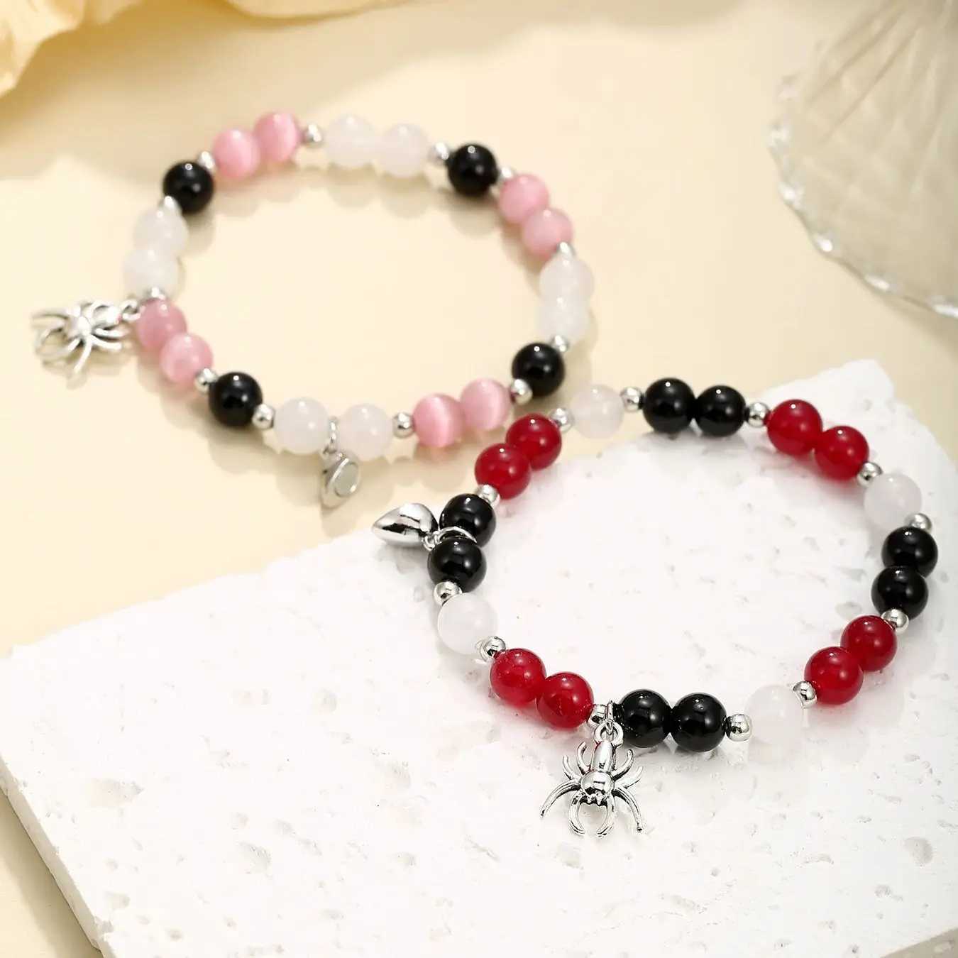 2 pcs of Spider Pendant Herat Shape Magnet Bead Elastic Couples Bracelets Bff Trendy Jewelry GiftX240921