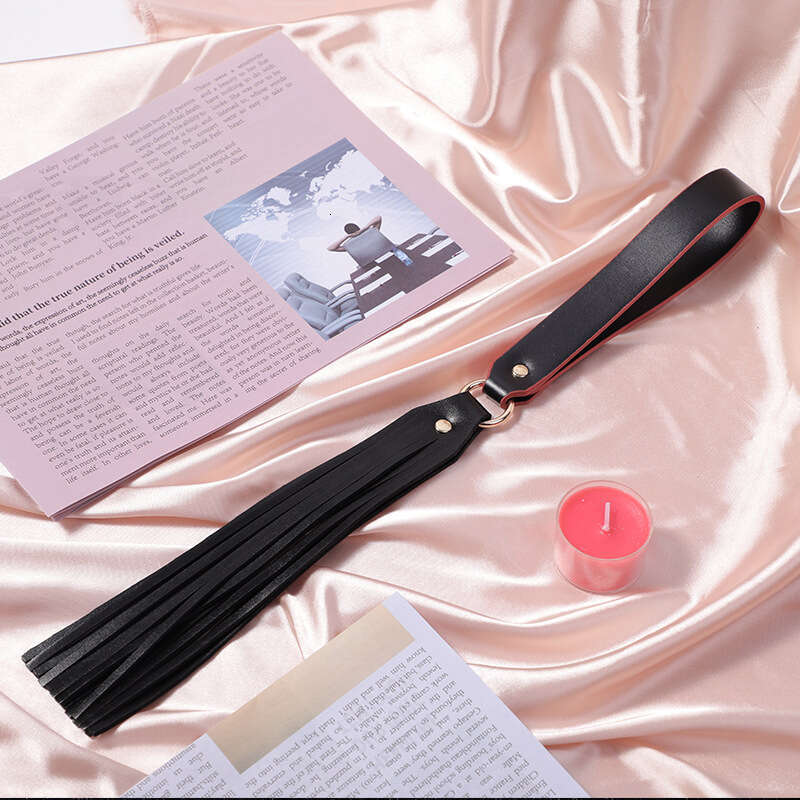 Alternative sex toy bow SM prop set with storage features, sex bell collar with traction and hair replacement