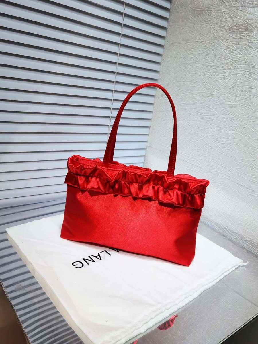 Red crossbody bridal niche handmade satin lace flower underarm 2024 new shoulder bag