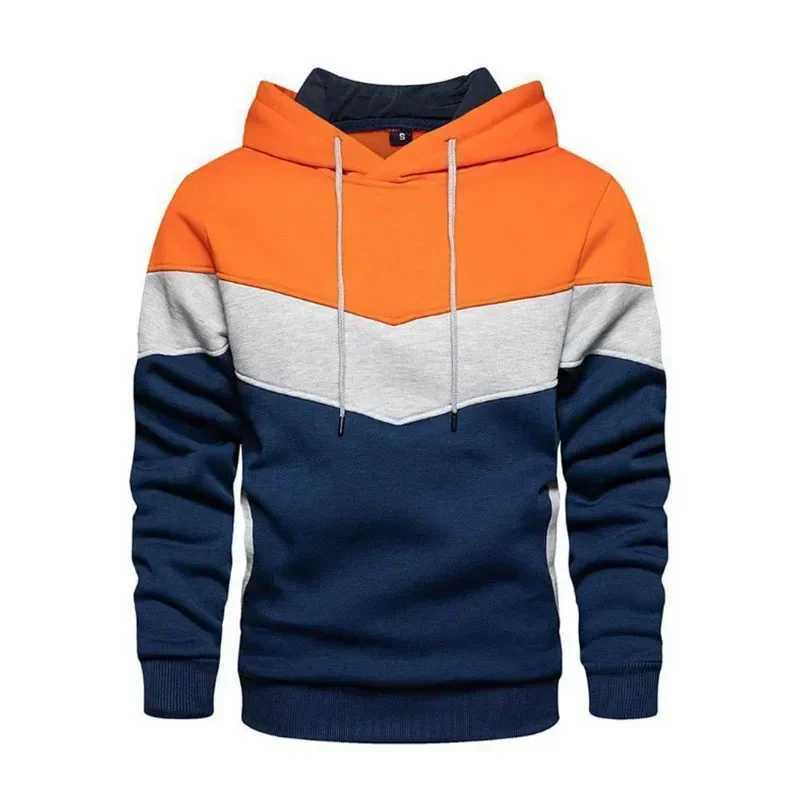 Mens patch work hooded sweatshirt outdoor casual sportswear street fashion mens wool hot hooded sweatshirt autumn and winter black W240921