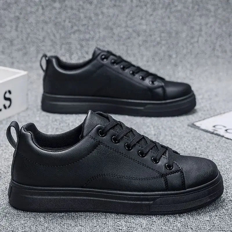 Comfortable Fashion 2024 Casual Shoes For Men Work Man Shoe Non-leather Clearance Korean Style Breathable Trends Sneakers 240914