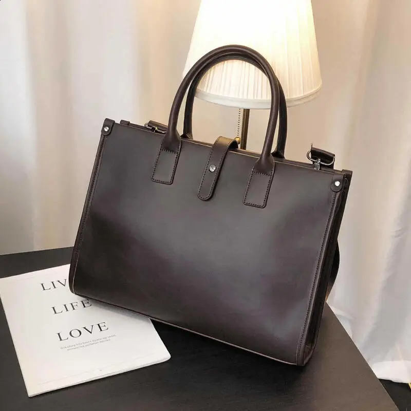 Mens briefcase mens handbag Messenger Across shoulder bag Korean style office and business large capacity teachers 240919