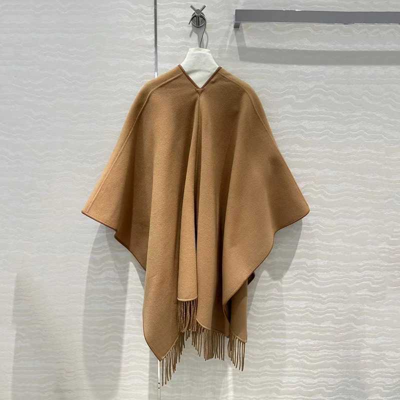 Heavy duty leather packaging cashmere shawl shawl fashionable and versatile womens top jacket high quality autumn new y2k W240921
