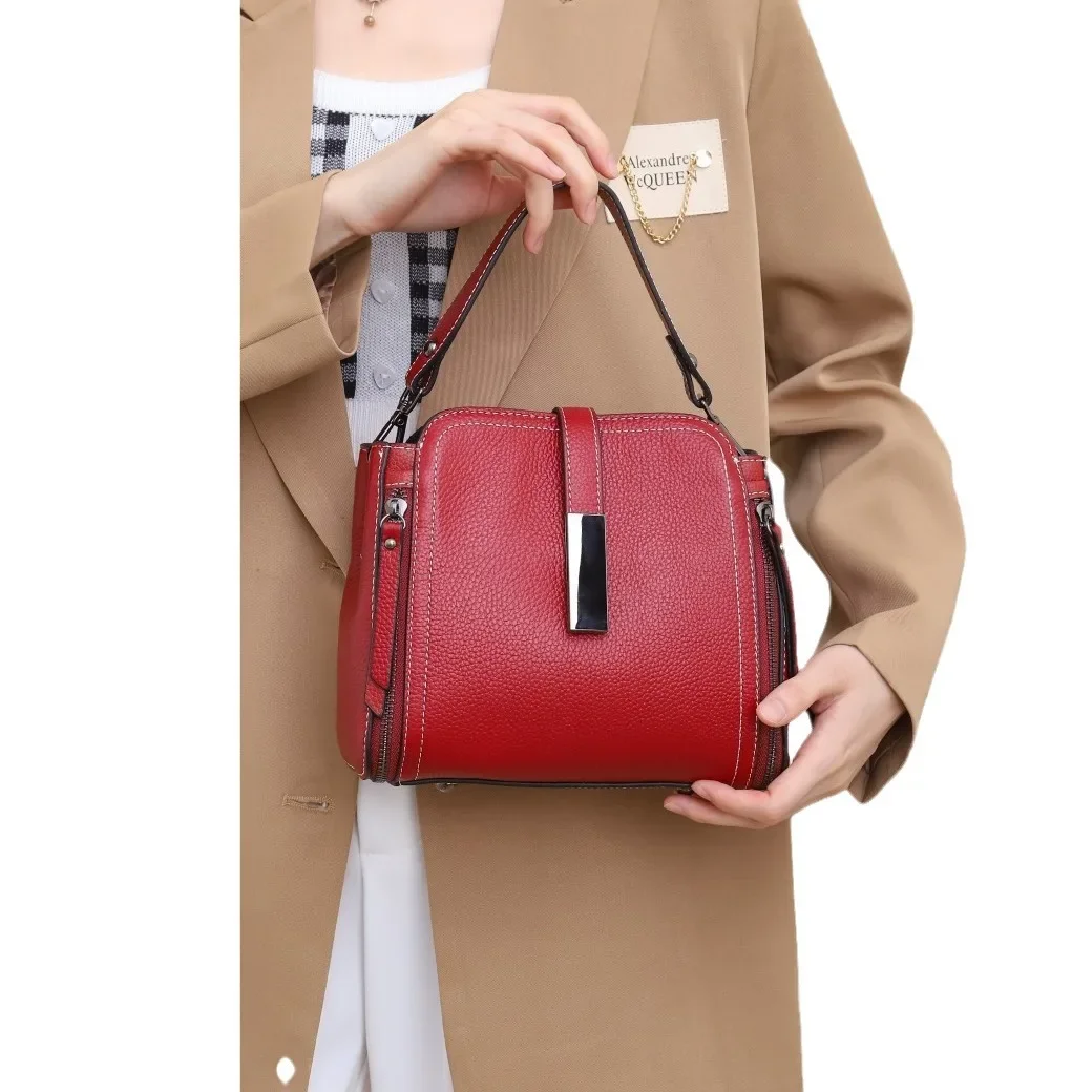 Real Genuine Leather Versatile Fashion Women's Small TLXT Handbag High Quality Shoulder Bag Lady Commuting Crossbody Bucket Bag
