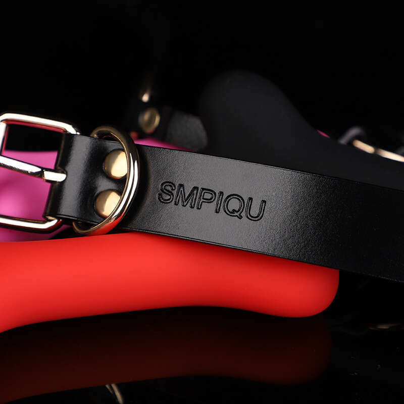 Sexy SM Prop Light Luxury Genuine Leather Silicone Mouth Stopper Maid Training Torture Tool Bone Mouth Stopper with Diamond Long Chain Breast Clip