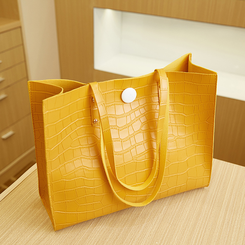 Womens Handbag High Quality Shoulder Bag Niche Fashion Ladys Crossbody Bag Casual And Trendy Shoulder Bag Ladies Tote Bag DED2409214