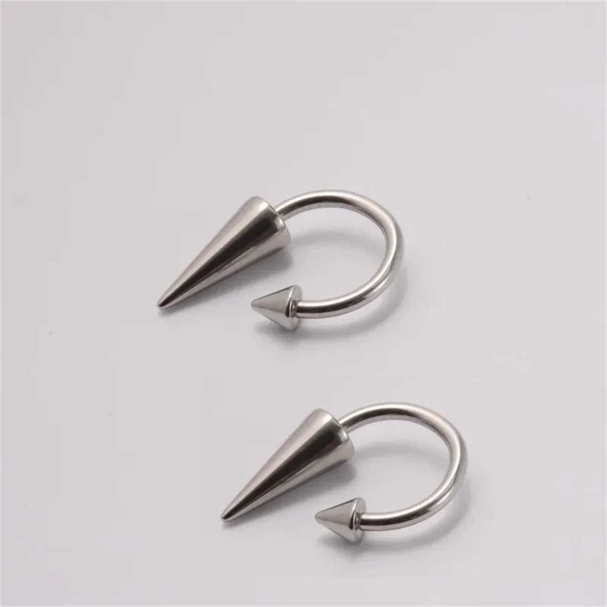 2Pcs 16G Simple Stainless Steel Piercing Lip RingFashion Lip Studs Gothic Piercing Lip Nose Ring Labret Body Piercing Jewelry Y240921