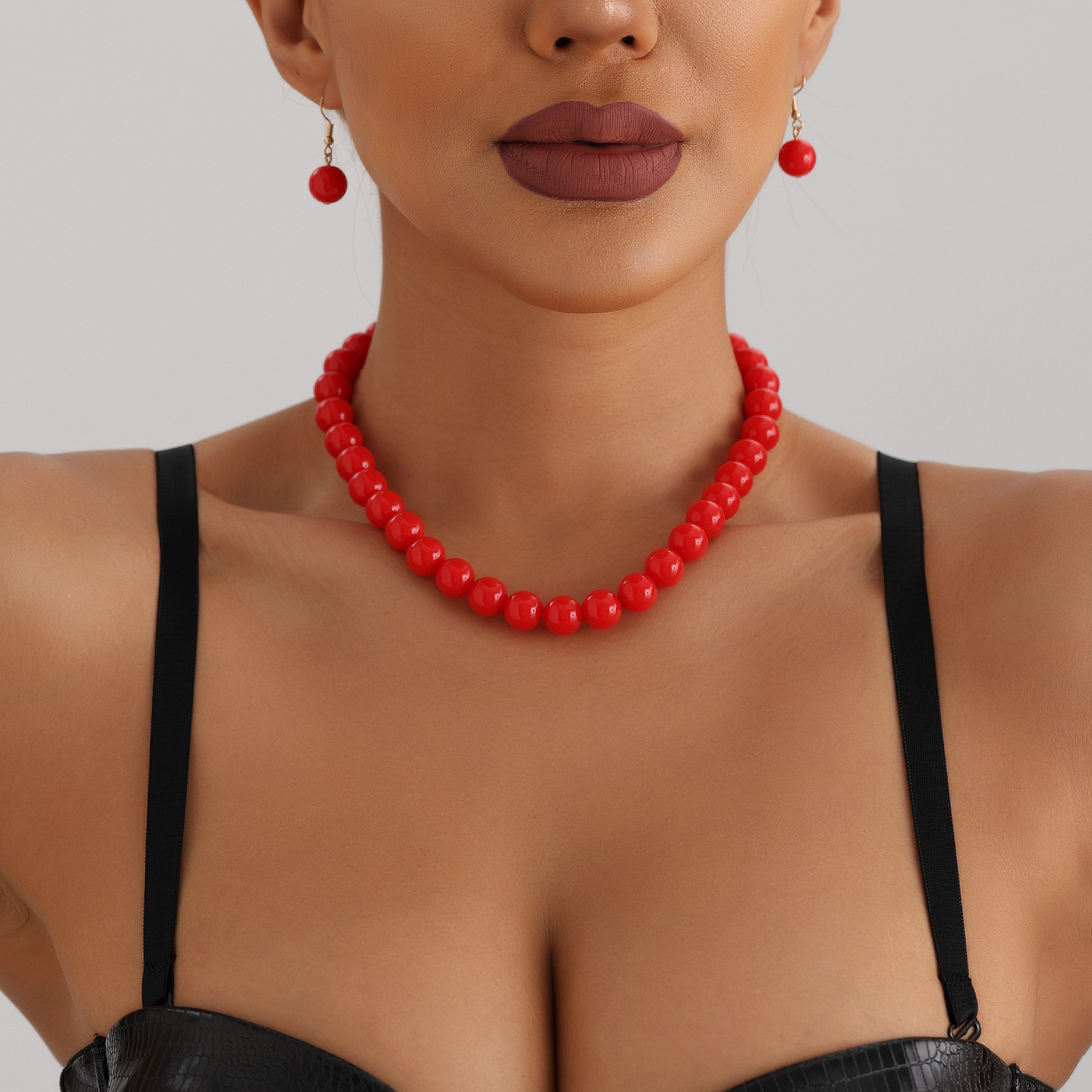 Women's Red Acrylic Bead Necklace with Geometric Design for Collarbone Wear Dangle Earrings Choker Necklace Jewelry Set Party Gifts Dropshipping