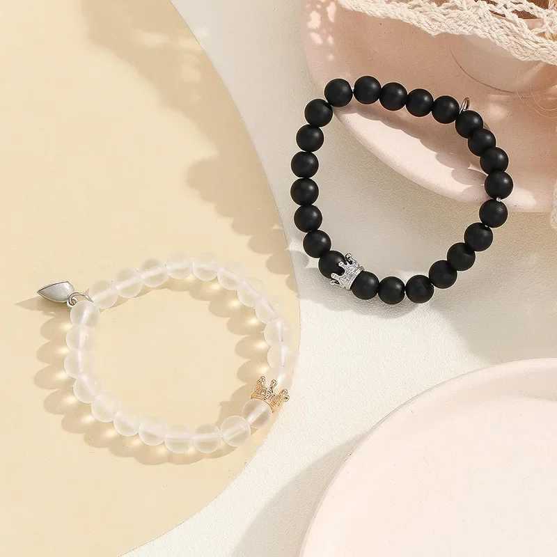 2pcs Handmade Crown Beaded Charms Bracelet Luminou Heart Glow In The Dark Couple Bracelet for Lover Men Women Fluorescent GiftX240921
