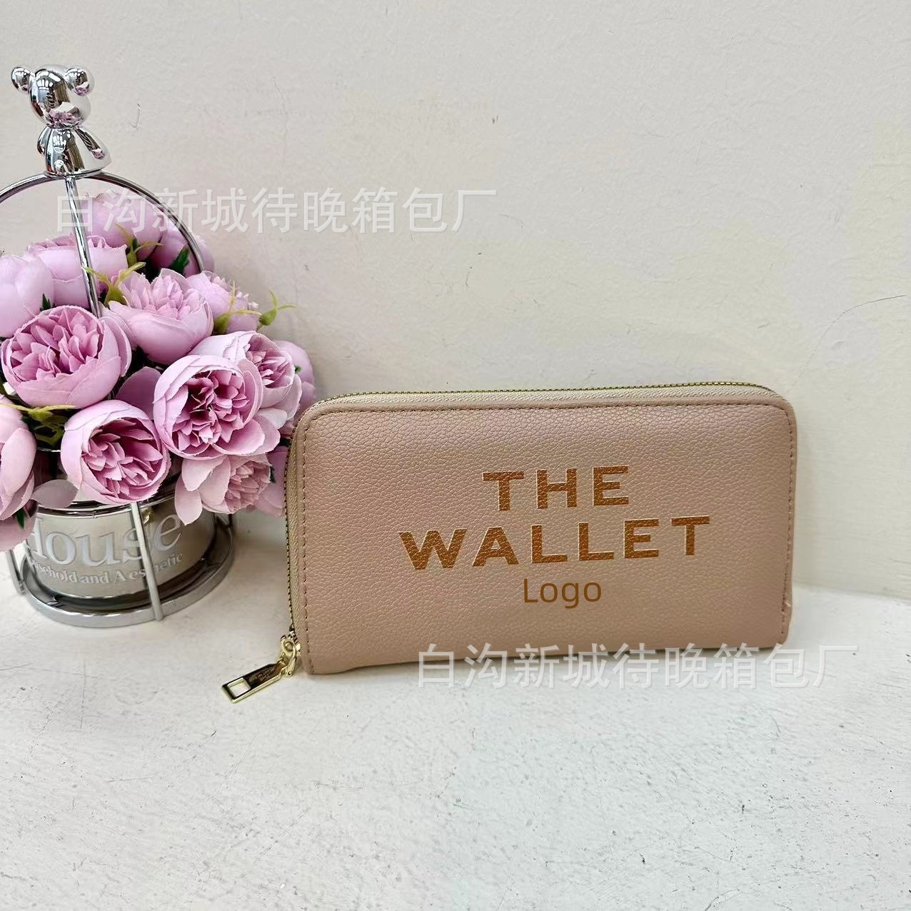 Women's hot Designer Wallet, Handheld Fashion Multi-Functional Coin Purse with Letter Paper, Free Shipping