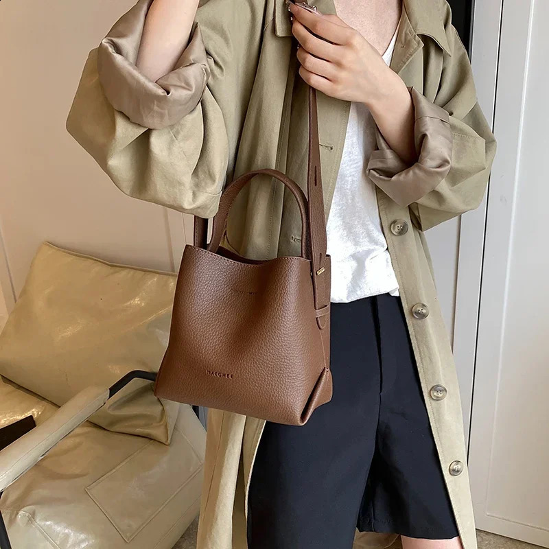 Small PU Leather Bucket Crossbody Bags Women Autumn Winter Simple Solid Shoulder Bags Travel Handbags And Purses Lady 240918